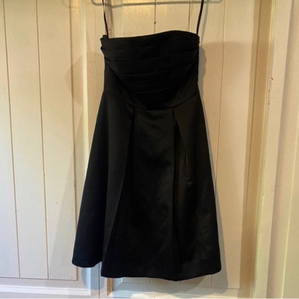 White House Black Market Strapless Dress